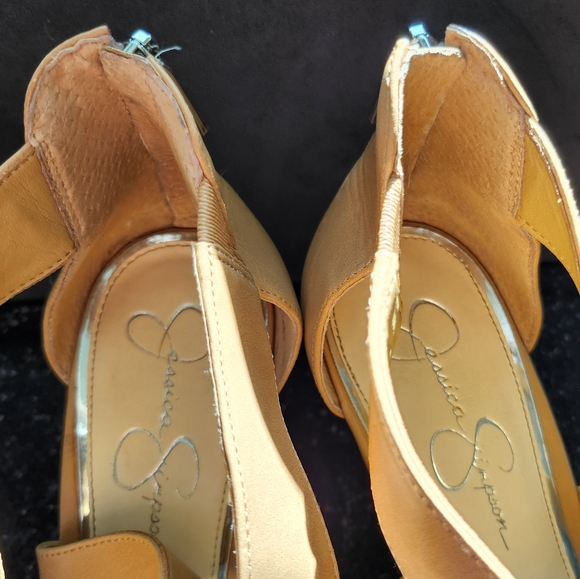 Jessica Simpson size 10 Wedge Heels - Picture 3 of 5